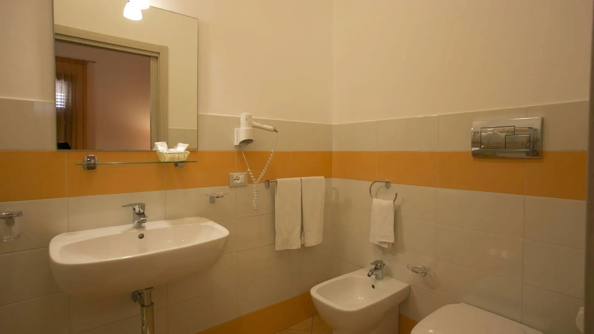 Rotte E Sentieri B&B Castelluzzo